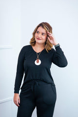 Blusa Gola V de Manga Longa Lãzinha Paula - Naguirre Shop