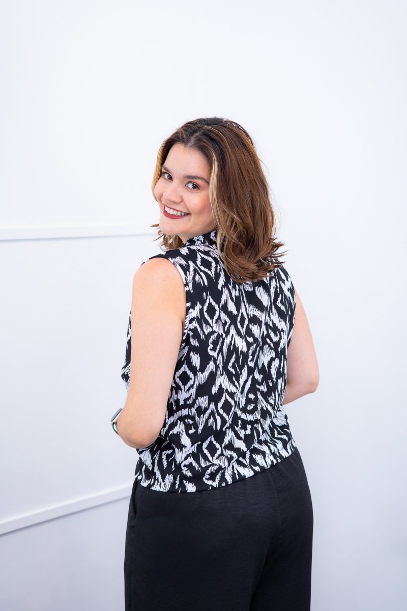 Blusa Júlia – Em Crepe com Detalhes Laterais - Naguirre Shop