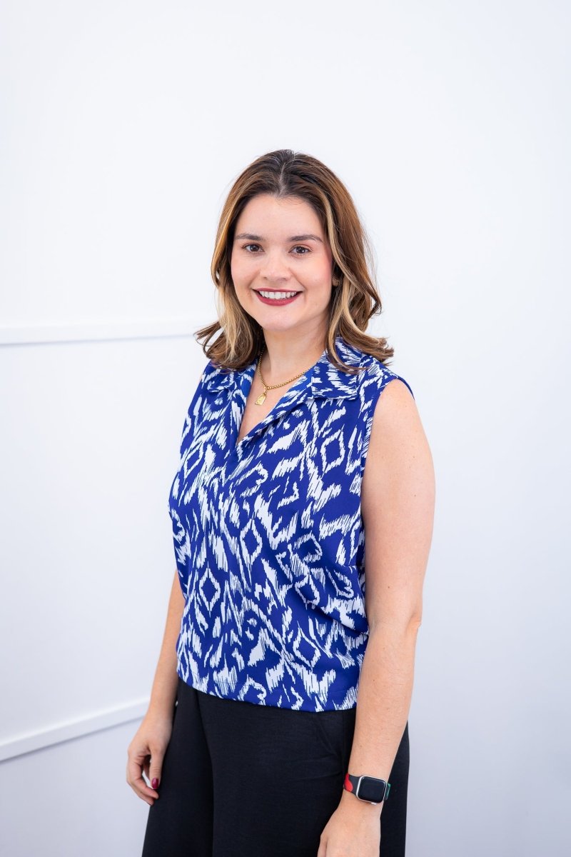 Blusa Júlia – Em Crepe com Detalhes Laterais - Naguirre Shop