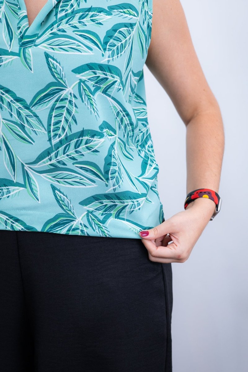Blusa Júlia – Em Crepe com Detalhes Laterais - Naguirre Shop