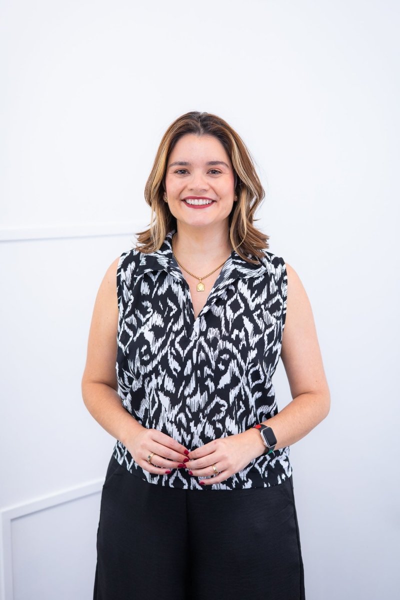 Blusa Júlia – Em Crepe com Detalhes Laterais - Naguirre Shop