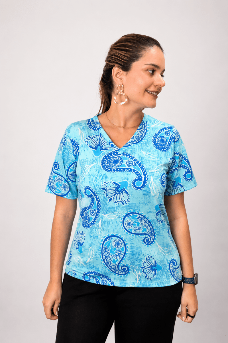Blusa Osaka - T-Shirt Decote V em Malha Confort - Naguirre Shop