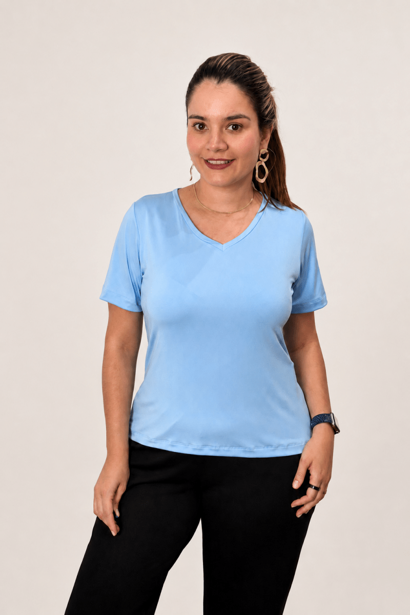 Blusa Osaka - T-Shirt Decote V em Malha Confort - Naguirre Shop