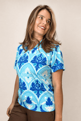 Blusa Osaka - T-Shirt Decote V em Malha Confort - Naguirre Shop