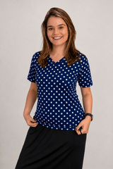Blusa Osaka - T-Shirt Decote V em Malha Confort - Naguirre Shop