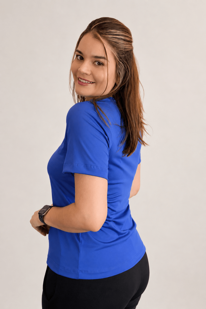 Blusa Osaka - T-Shirt Decote V em Malha Confort - Naguirre Shop