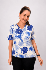 Blusa Osaka - T-Shirt Decote V em Malha Confort - Naguirre Shop