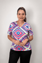Blusa Osaka - T-Shirt Decote V em Malha Confort - Naguirre Shop