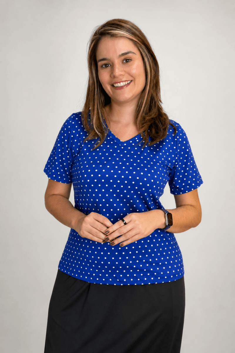 Blusa Osaka - T-Shirt Decote V em Malha Confort - Naguirre Shop