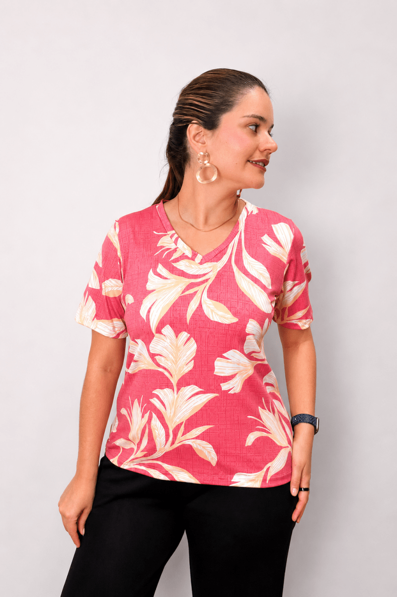 Blusa Osaka - T-Shirt Decote V em Malha Confort - Naguirre Shop