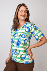 Blusa Osaka - T-Shirt Decote V em Malha Confort - Naguirre Shop