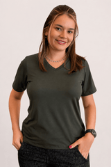 Blusa Osaka - T-Shirt Decote V em Malha Confort - Naguirre Shop