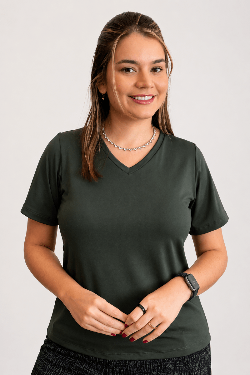 Blusa Osaka - T-Shirt Decote V em Malha Confort - Naguirre Shop
