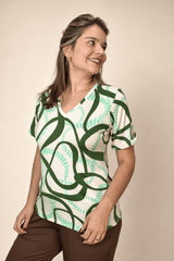 Blusa Osaka - T-Shirt Decote V em Malha Confort - Naguirre Shop