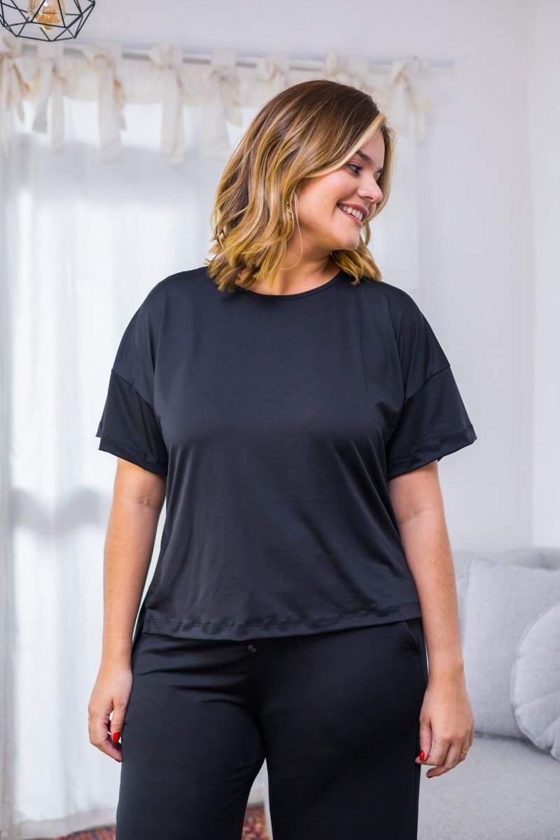 Blusa Paola - Gola Redonda Malha Confort - Naguirre Shop