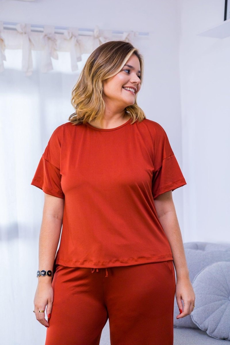 Blusa Paola - Gola Redonda Malha Confort - Naguirre Shop