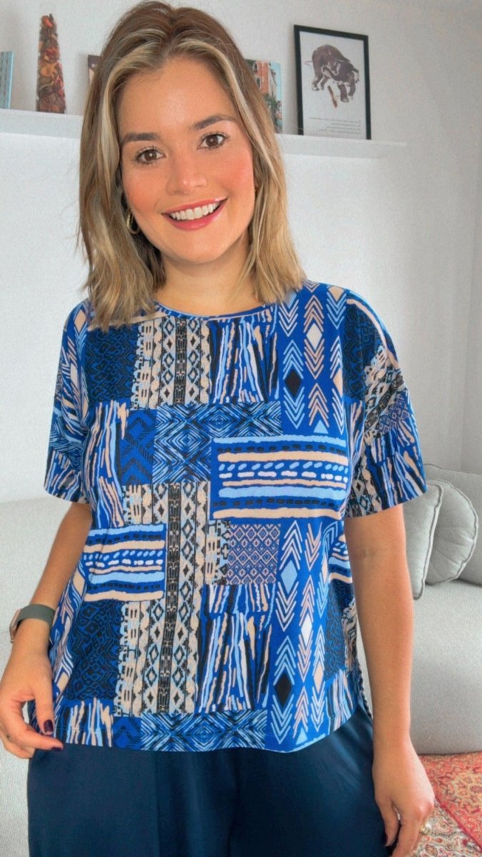 Blusa Paola - Gola Redonda Malha Confort - Naguirre Shop