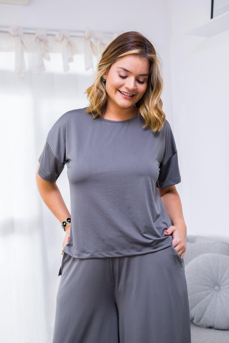 Blusa Paola - Gola Redonda Malha Confort - Naguirre Shop