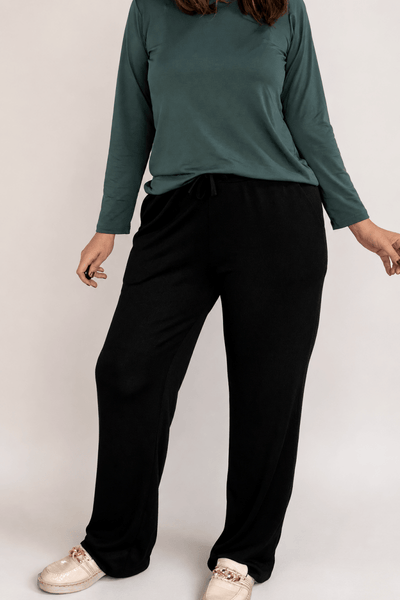 Calça Aspen - Pantalona com Bolsos Faca em Lãzinha Premium - Naguirre Shop