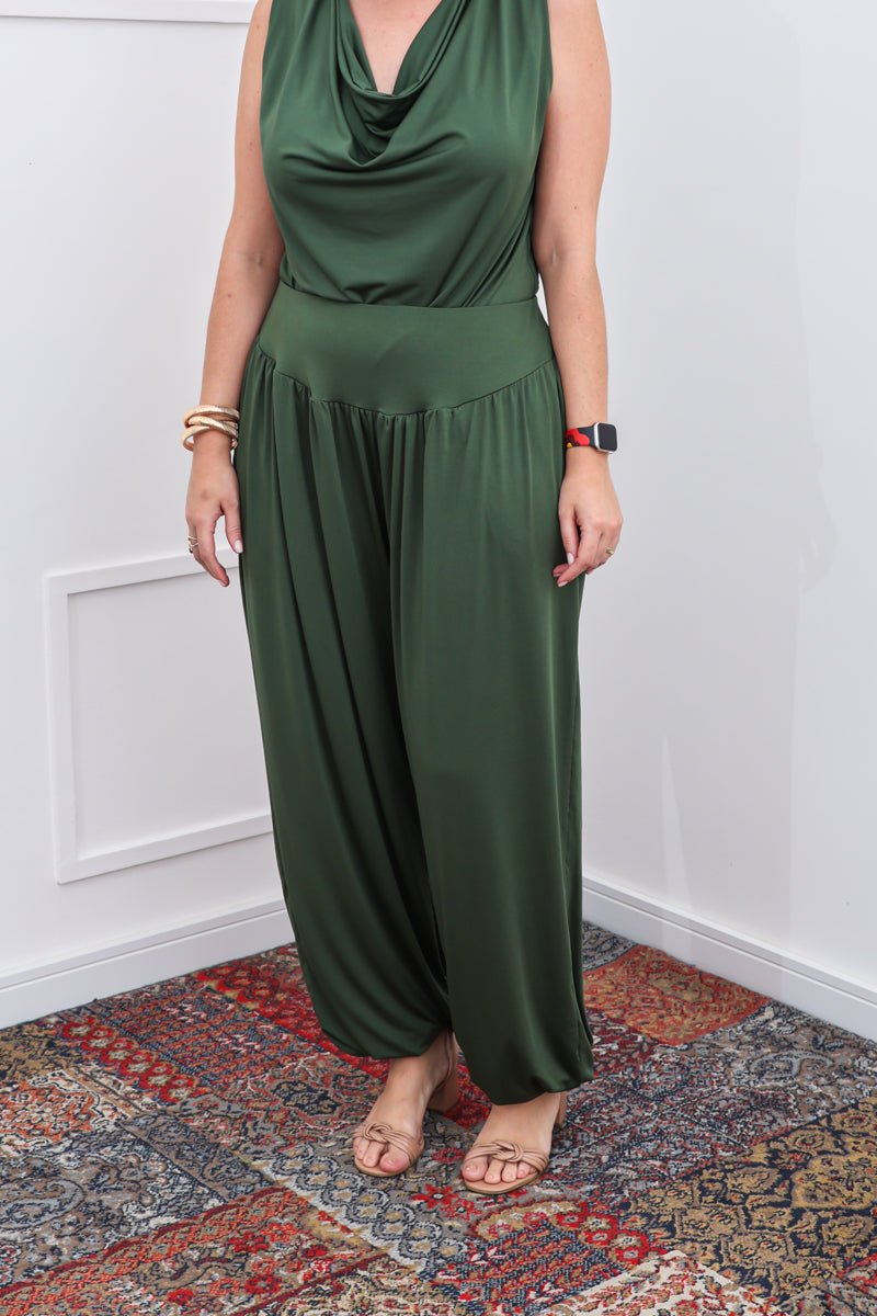 Calça Aura – Modelagem Aladim com Caimento Fluido em Malha Confort - Naguirre Shop