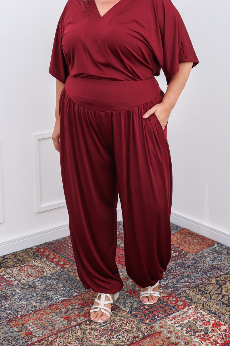 Calça Aura – Modelagem Aladim com Caimento Fluido em Malha Confort - Naguirre Shop