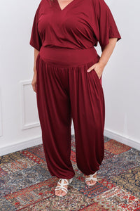 Calça Aura – Modelagem Aladim com Caimento Fluido em Malha Confort - Naguirre Shop