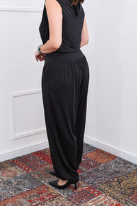 Calça Aura – Modelagem Aladim com Caimento Fluido em Malha Confort - Naguirre Shop