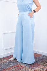 Calça Maxi Renata – Pantalona em Linho Light com Bolsos Laterais - Naguirre Shop