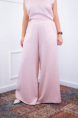 Calça Maxi Renata – Pantalona em Linho Light com Bolsos Laterais - Naguirre Shop