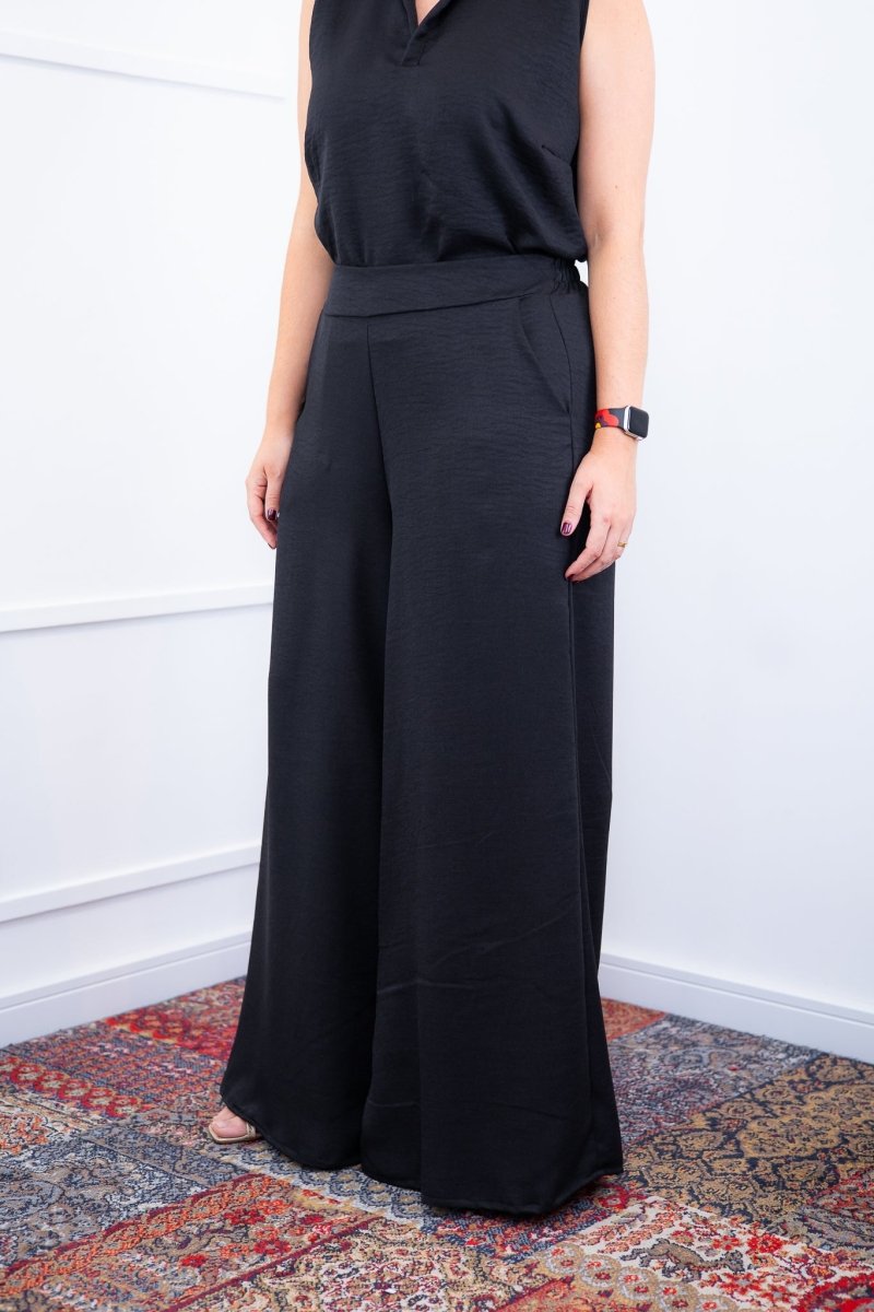Calça Maxi Renata – Pantalona em Linho Light com Bolsos Laterais - Naguirre Shop