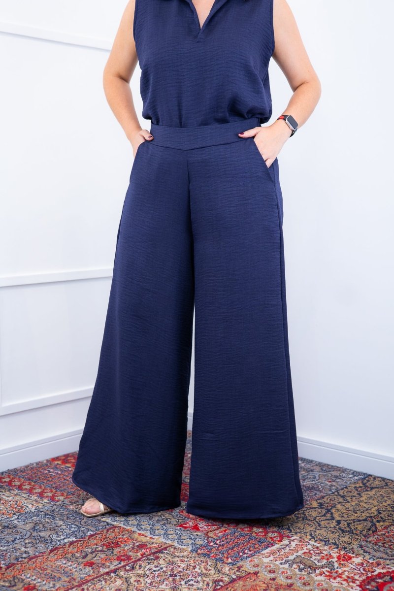 Calça Maxi Renata – Pantalona em Linho Light com Bolsos Laterais - Naguirre Shop