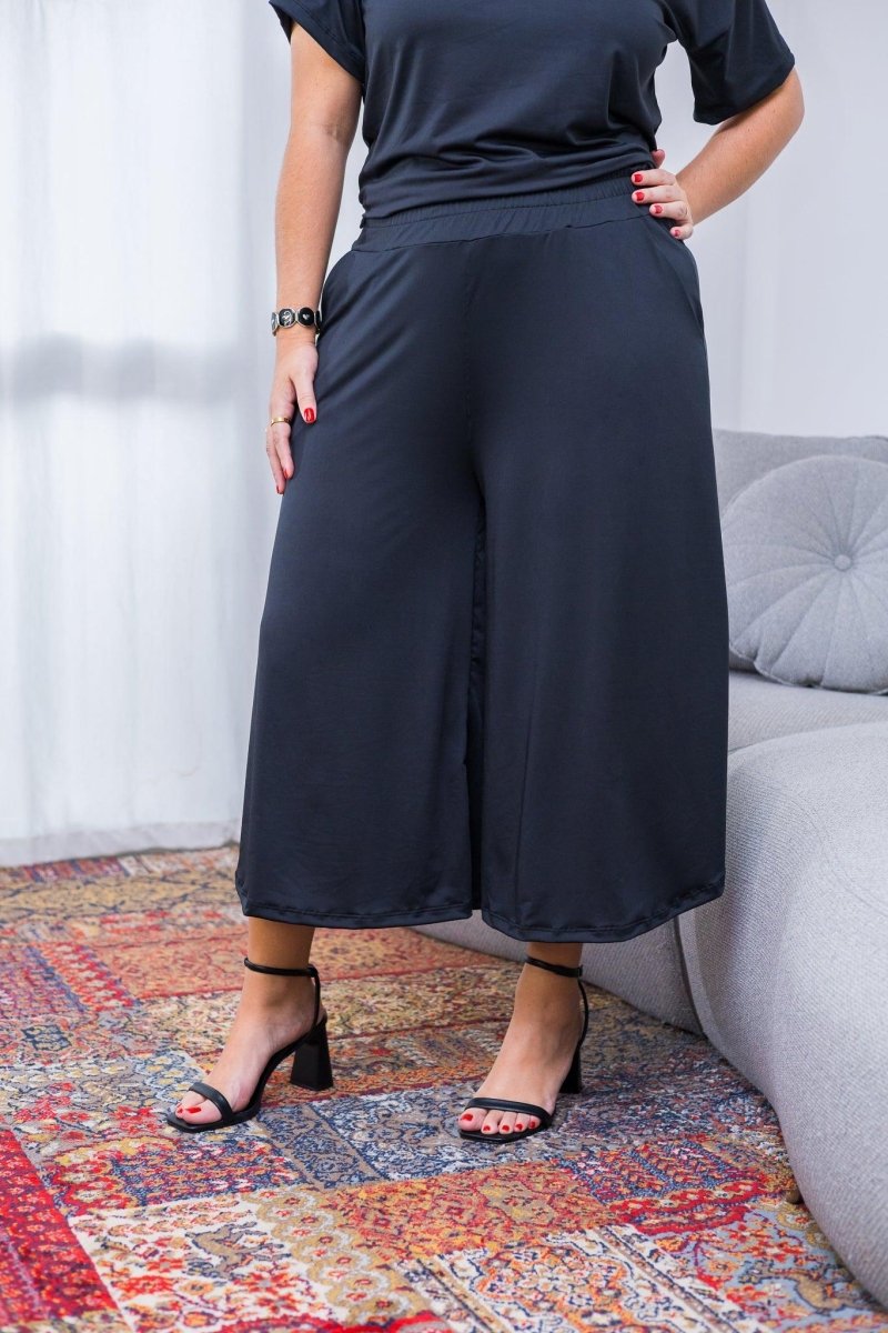 Calça Mercedes - Pantacourt Malha Confort - Naguirre Shop