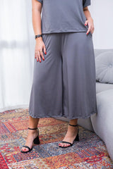 Calça Mercedes - Pantacourt Malha Confort - Naguirre Shop