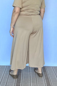 Calça Mercedes - Pantacourt Malha Confort - Naguirre Shop
