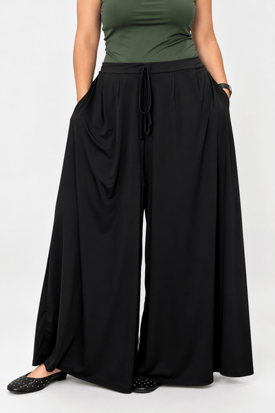 Calça Pantalona Alma Super Ampla com Efeito Saia