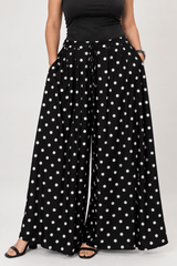 Calça Pantalona Alma Super Ampla com Efeito Saia