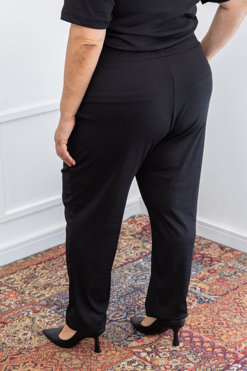 Calça Urban – Jogger Clássica com Bolsos em Canelado Flex - Naguirre Shop