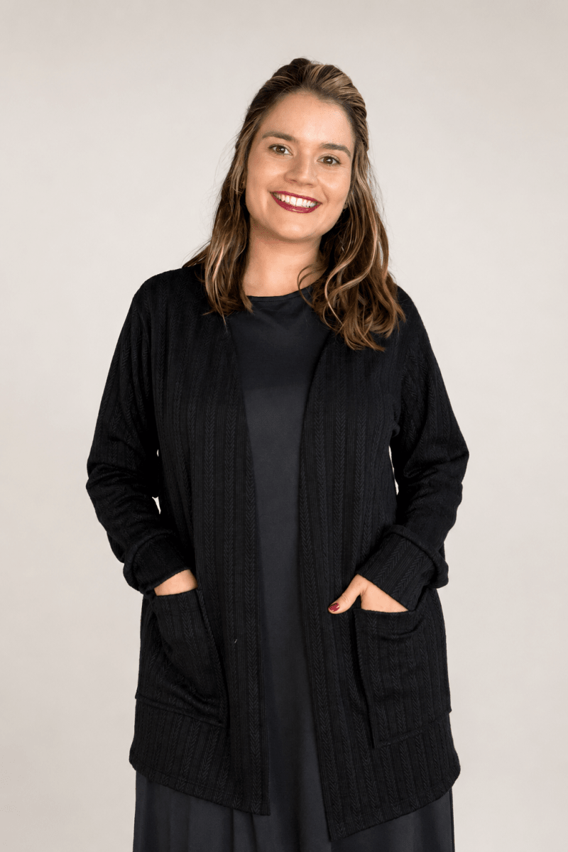 Cardigan Clássico Alongado com Bolsos em Lãzinha Mousse - Naguirre Shop