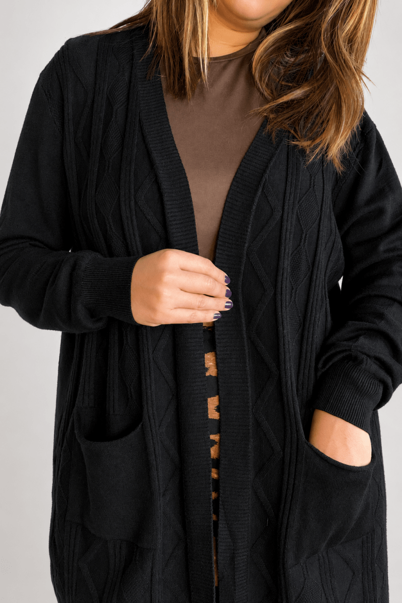 Cardigan Oversized com Bolsos em Tricot Modal Premium - Naguirre Shop