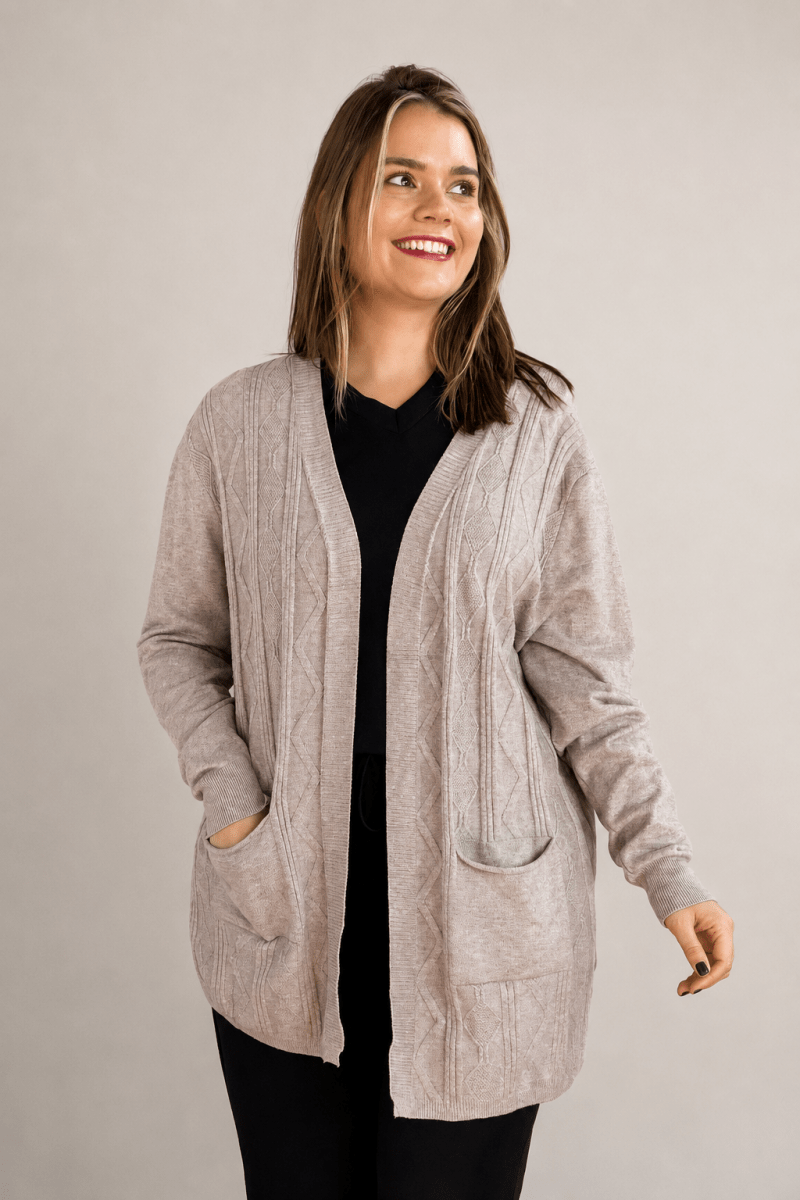 Cardigan Oversized com Bolsos em Tricot Modal Premium - Naguirre Shop