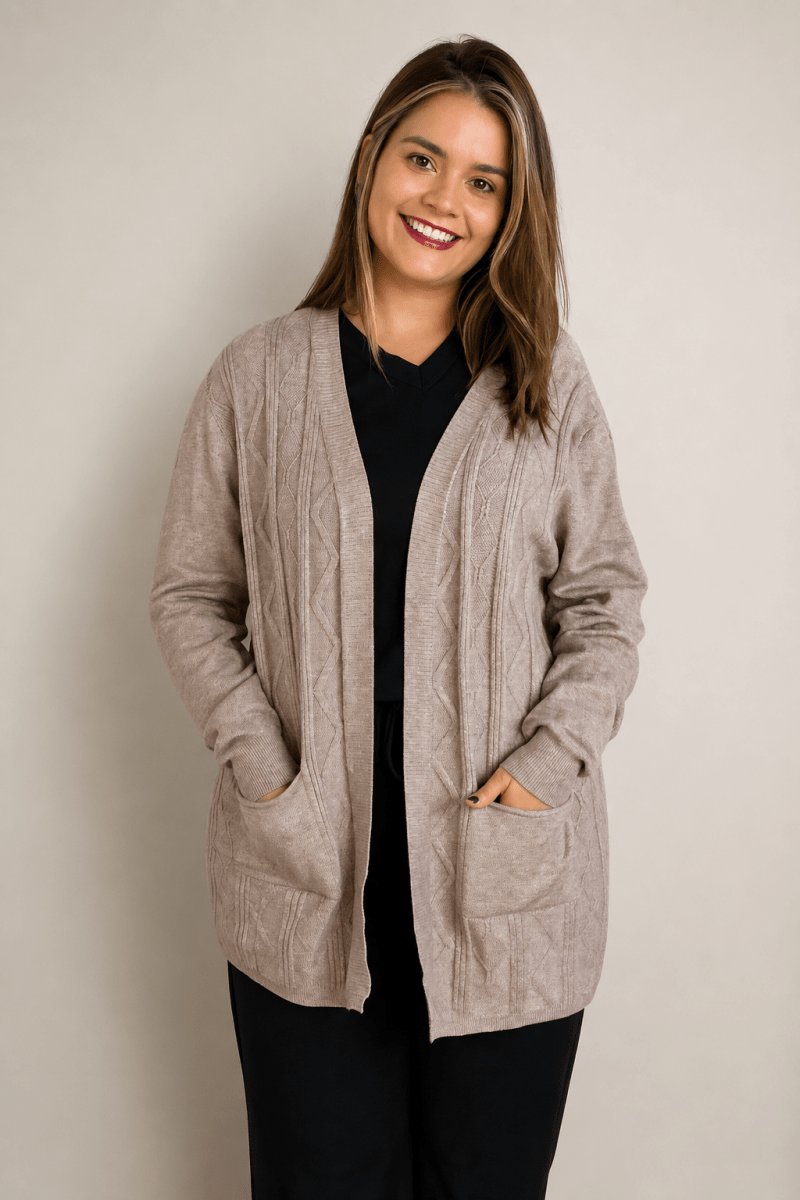 Cardigan Oversized com Bolsos em Tricot Modal Premium - Naguirre Shop