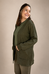 Cardigan Clássico Alongado com Bolsos em Lãzinha Mousse