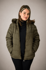 Casaco Puffer com Capuz Peluciado - Naguirre Shop