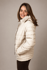 Casaco Puffer com Capuz Peluciado - Naguirre Shop