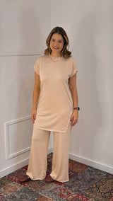 Conjunto Califórnia - Túnica Longa com Fenda Lateral e Calça Pantalona em Malha Confort - Naguirre Shop