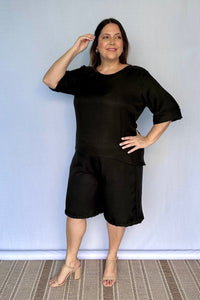 Conjunto Dulce – Blusa Oversized e Bermuda com Bolsos em Linho Light - Naguirre Shop