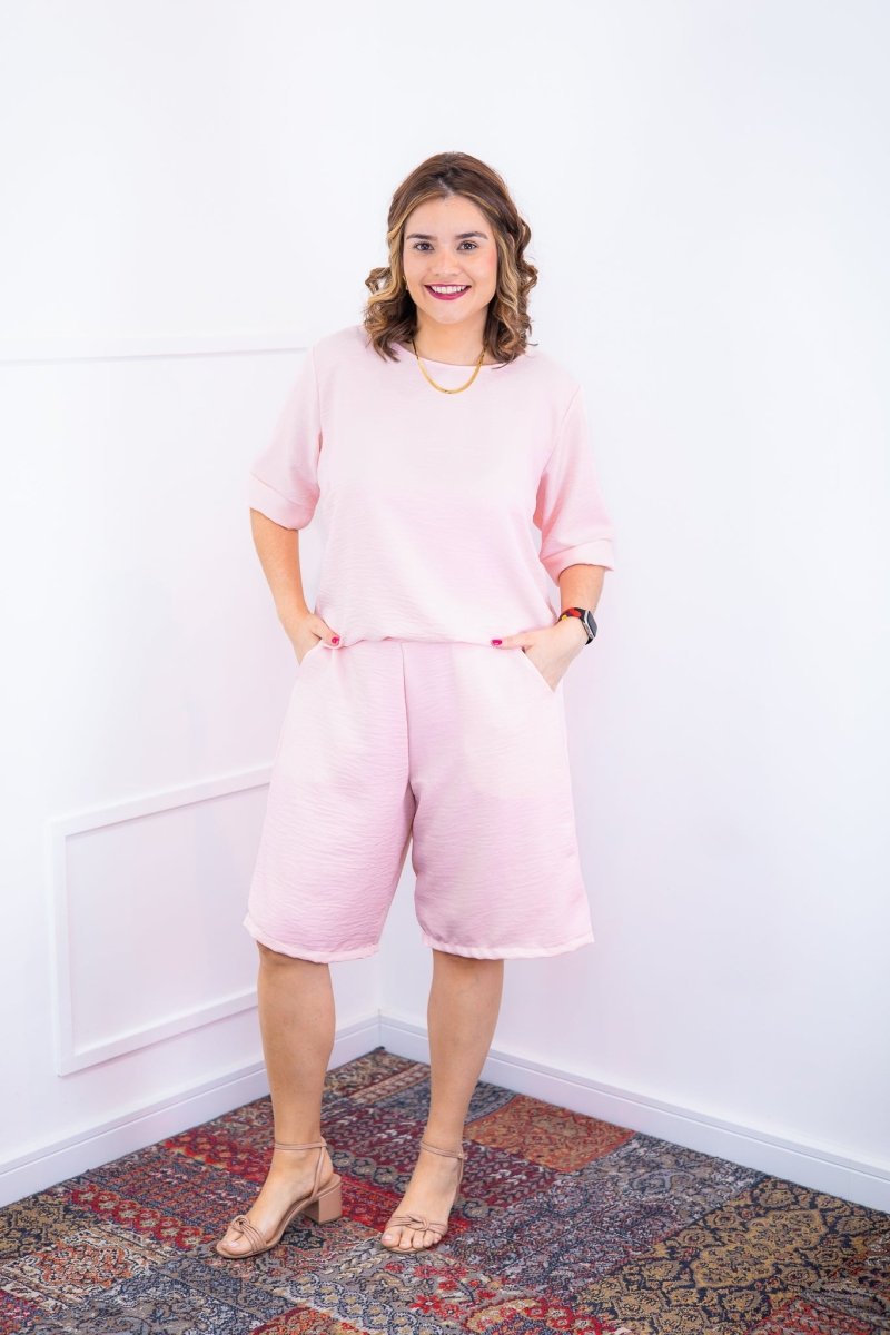 Conjunto Dulce – Blusa Oversized e Bermuda com Bolsos em Linho Light - Naguirre Shop