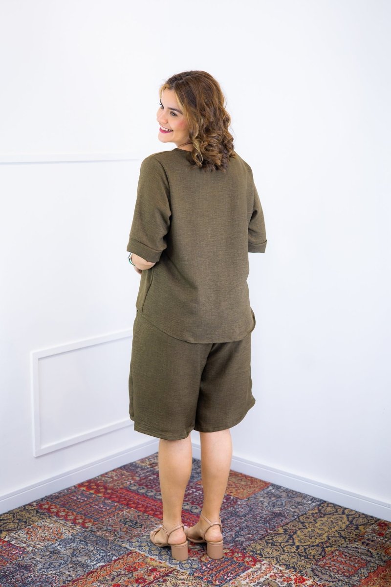 Conjunto Dulce – Blusa Oversized e Bermuda com Bolsos em Linho Light - Naguirre Shop