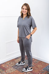 Conjunto Flórida - Malha Confort Calça e Blusa de Gola V - Naguirre Shop