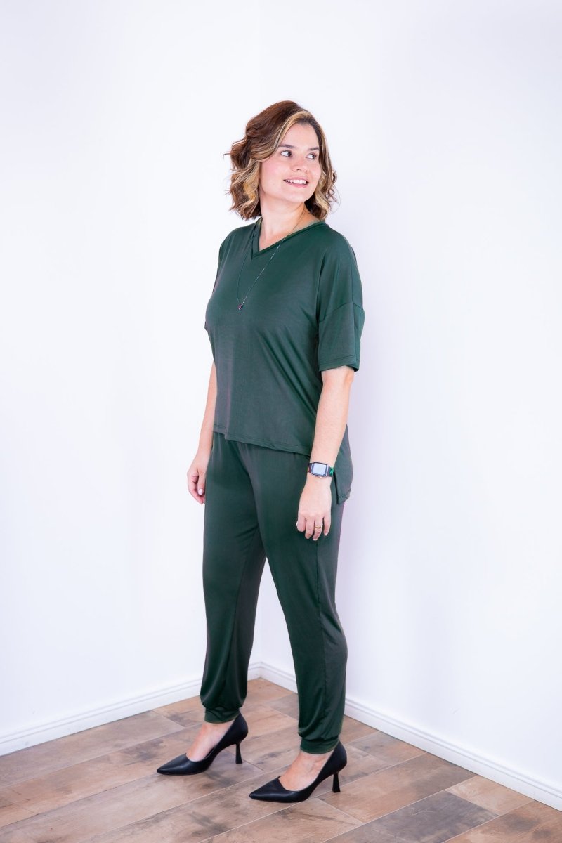 Conjunto Flórida - Malha Confort Calça e Blusa de Gola V - Naguirre Shop